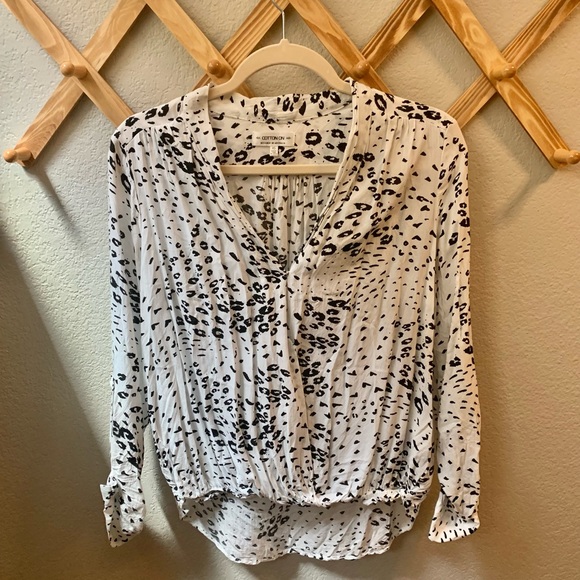 CottonOn wrap front top. X-small. - Picture 1 of 3